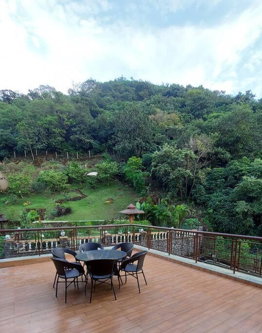 Soul Tree Deluxe Villa 106 Lavasa Exteriér fotografie